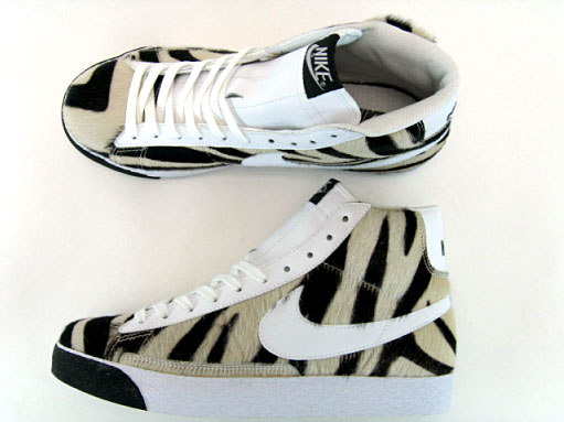 blazer_mid_zebra_002.jpg