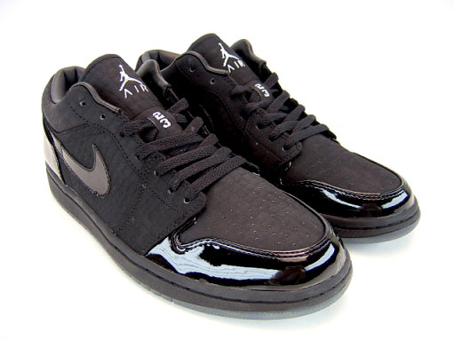 aj1_black_croc_001.jpg