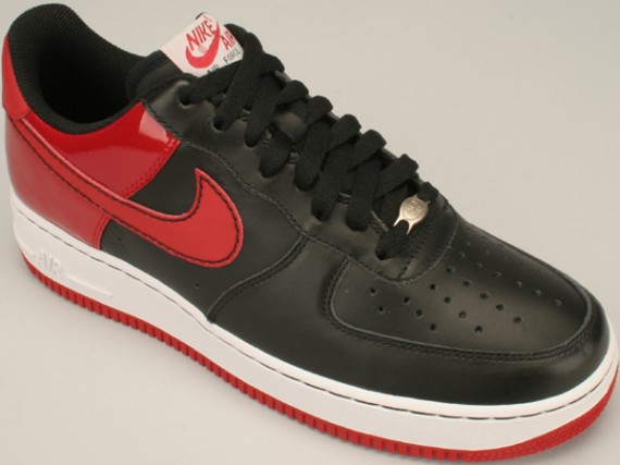 Nike Air Force 1 - Black/Red Patent Leather