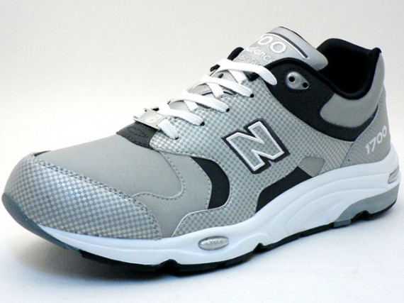 New Balance CM1700L Limited Edition