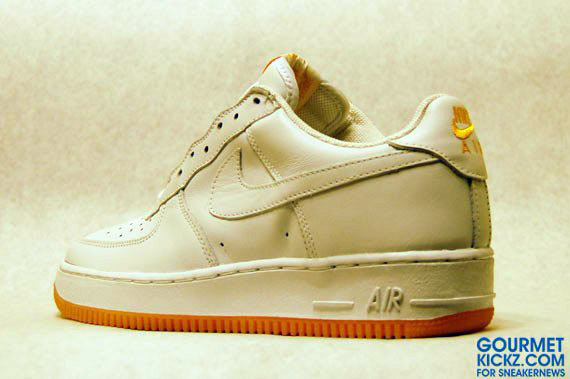 Nike Air Force 1 - White & Gum