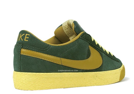 Nike Blazer Low SB - Goldstone