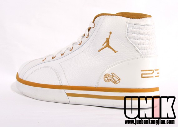 Air Jordan PHLY - White - Gold