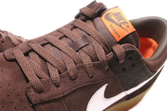 Nike Dunk Low Premium - Baroque Brown - White - Horse