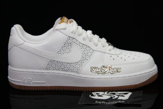 Nike Air Force 1 - White - Gum