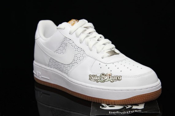 Nike Air Force 1 - White - Gum