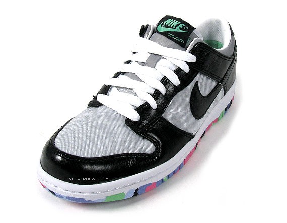 Nike Dunk Low WMNS - White - Black - Tourmaline