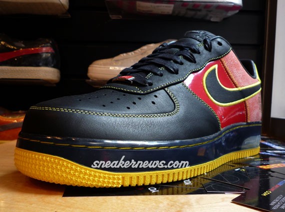 Air Force 1 Low Supreme 07 ‘LeBron Saturday Night Live’