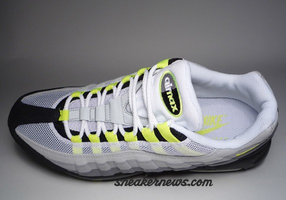 Nike Air Max 95 Neon - History of Air vs 2008 Comparison