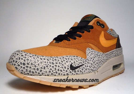 Nike Air Safari Pattern Collection