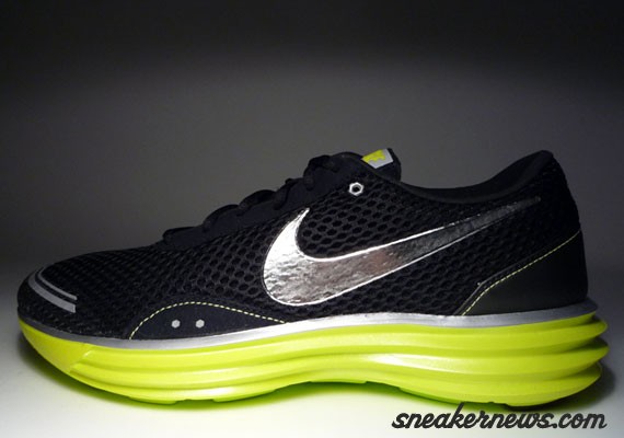 Nike Lunar Trainer+ Men’s Running Sneaker