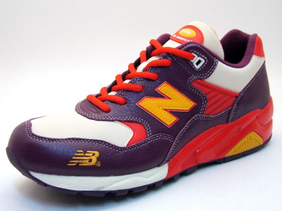 New Balance MT580J - Luggage Collection