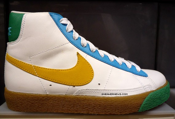 Nike WMNS Blazer Mid - Pantone Mix