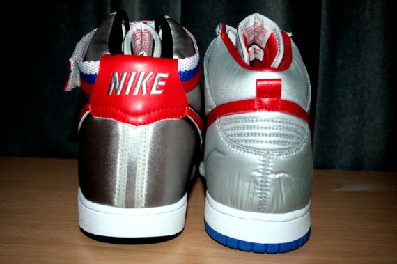 Nike Dunk High Be True - Nylon - Silver - Red