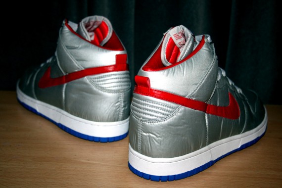 Nike Dunk High Be True - Nylon - Silver - Red