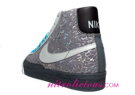 Nike WMNS Blazer High - Elephant Capricorn