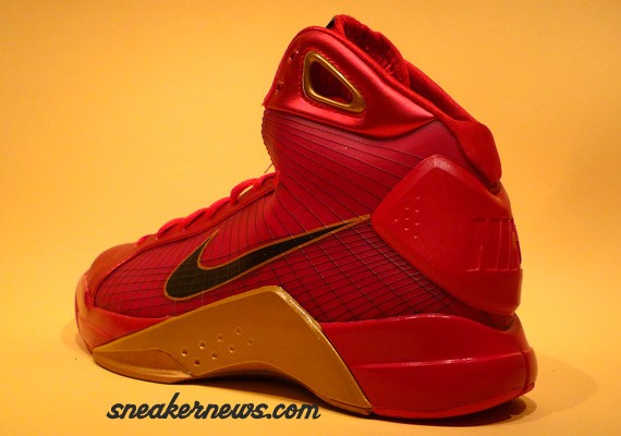 Nike Hyperdunk Sport Red - Metallic Gold - China