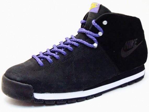 Nike Air Magma - Black - Purple