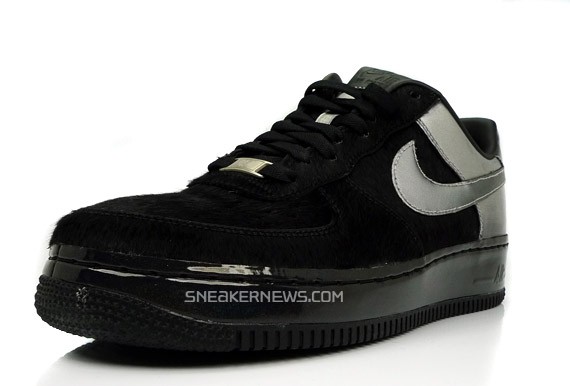 Nike Air Force 1 Supreme - Black Friday by DJ Clark Kent