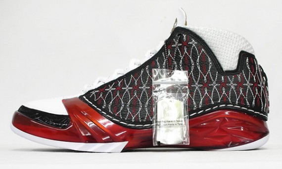 Air Jordan Xx3 Black Varsity Red 4