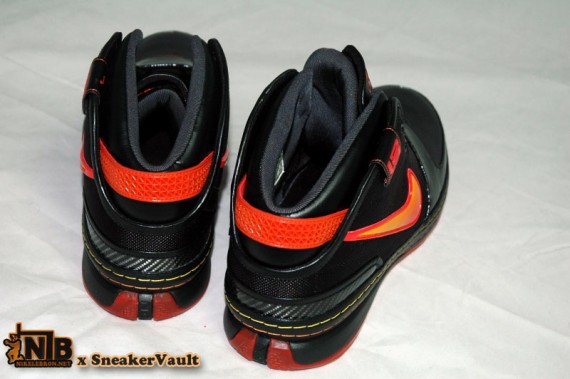 nike-zoom-lebron-6-pe-beaverton-2-09.jpg