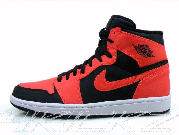 Air Jordan 1 High - Infrared changed to Max Orange