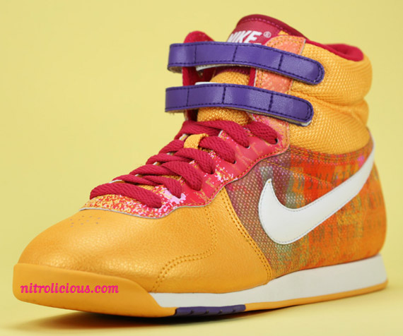 Nike WMNS Aerofit High - ‘Richard Prince’