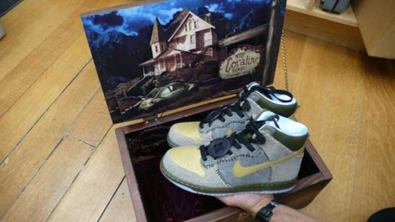 Nike x Coraline Dunk - Wooden Box Edition - 1 of 15