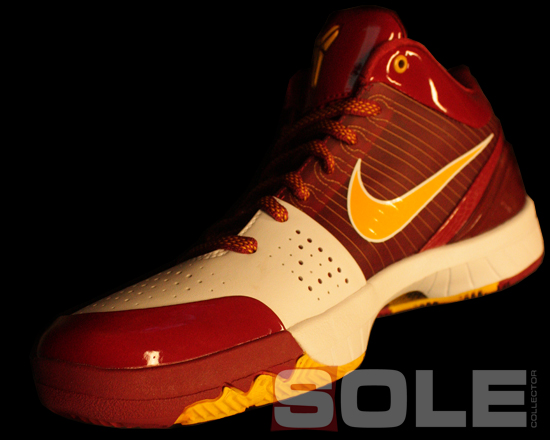 Nike Zoom Kobe IV - USC