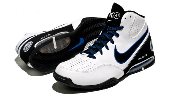 Nike Playoff Pack - Air Max Spot Up - Dirk Nowitzki PE