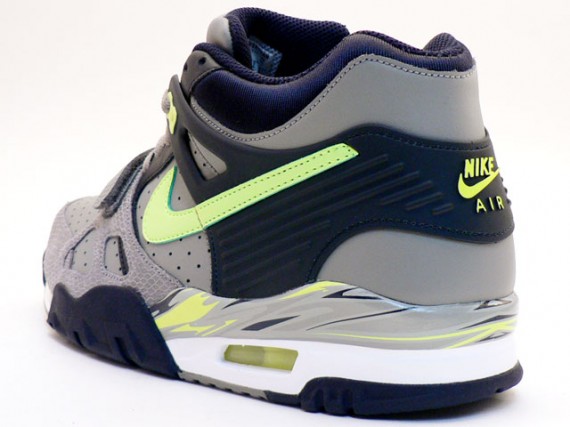 Nike Air Trainer III LE - Grey - Volt - Snakeskin