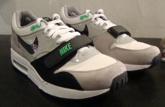 Nike Air Max 1 x Air Trainer 1 – Chlorophyll – Sample