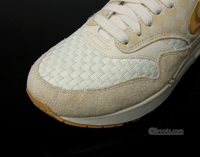 Nike Air Max 1 Soft Pearl Woven 03