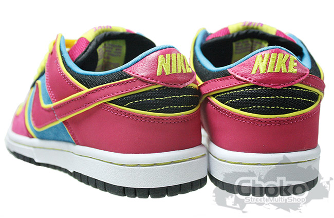 nike-dunk-sb-low-premium-sky-pink-3