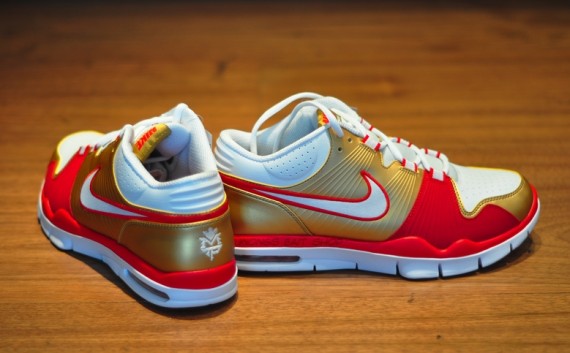 Nike x Manny Pacquiao - Flywire Air Trainer 1