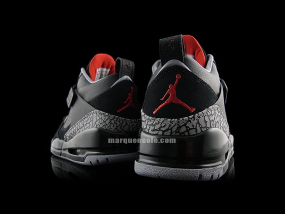 air-jordan-flight-45-black-grey-red-3