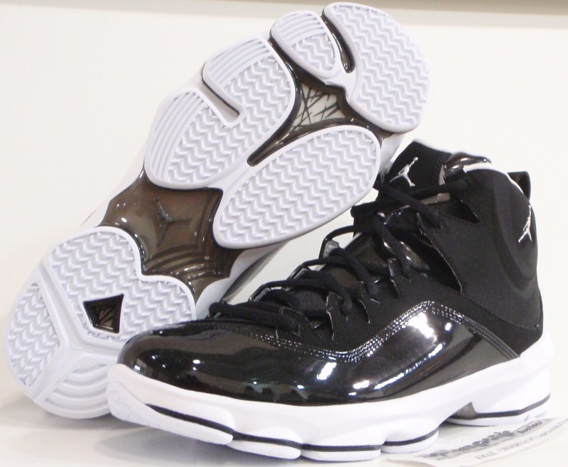 air-jordan-jumpman-elite-black-white-3 air-jordan-jumpman-elite-black-white-3