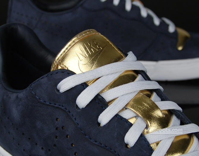 nike-air-elan-premium-navy-metallic-gold-5