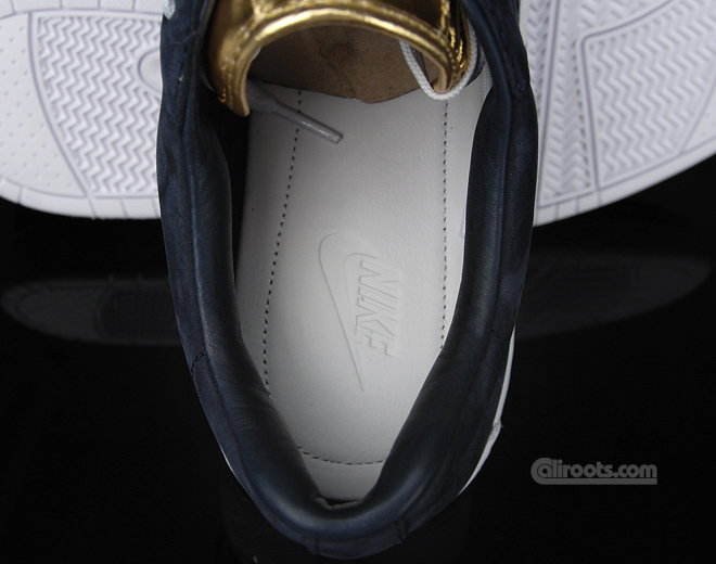 nike-air-elan-premium-navy-metallic-gold-6