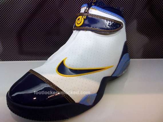nike-zoom-flight-club-supreme-oj-mayo-1