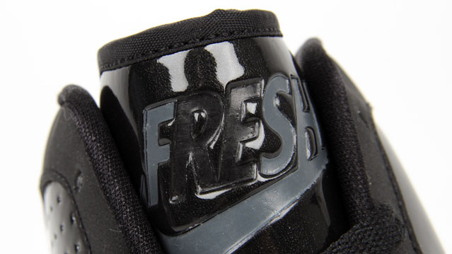 nike-zoom-hustle-black-3 nike-zoom-hustle-black-3
