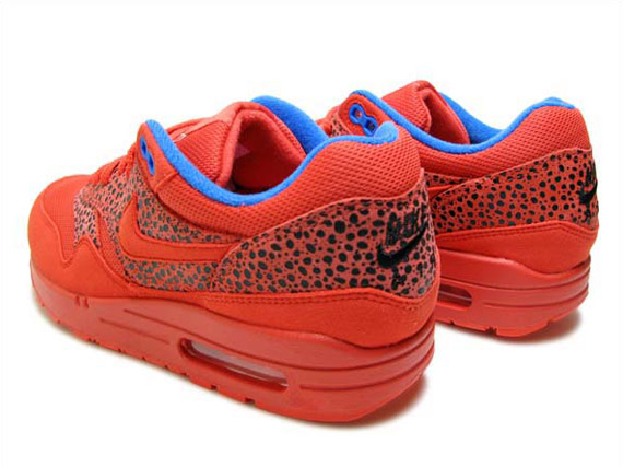 air-max-1-challenge-red-sapphire-blue-safari-2