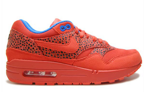 air-max-1-challenge-red-sapphire-blue-safari-4