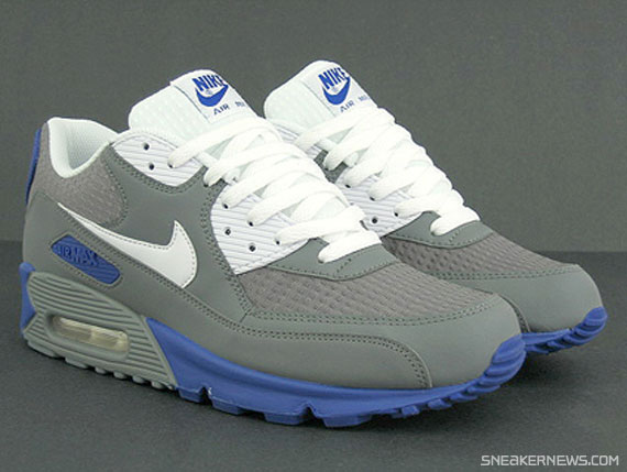 Nike Air Max 90 – Cool Grey – Hyper Blue