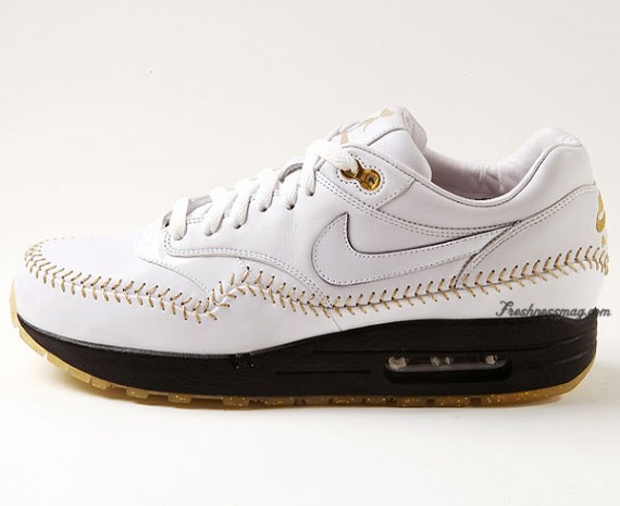 nike-am1-premium-chien-ming-wang-02-570x465