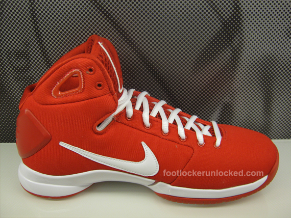 nike-hyperdunk-nfw-comet-red-5