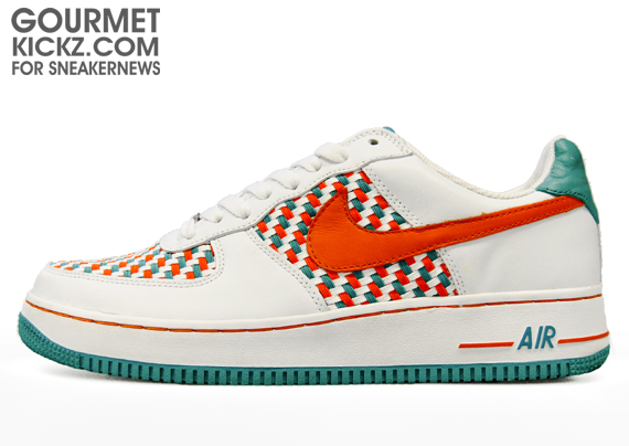 Thursday Throwback – 2005 – Nike Air Force 1 Miami “305”