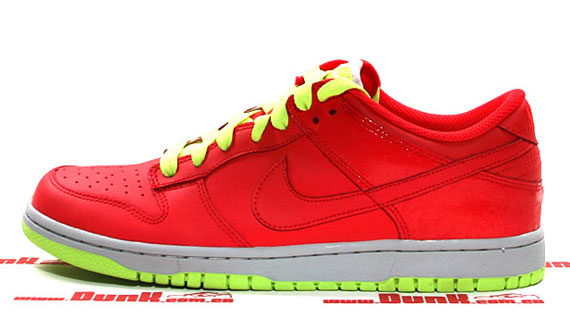 Nike Dunk Low CL – Hot Red – Volt – Metallic Platinum