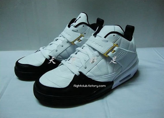 air-jordan-flight-45-taxi-5