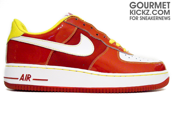 Thursday Throwback – 2005 – Nike Air Force 1 Premium – Hoop Pack “Hawks″